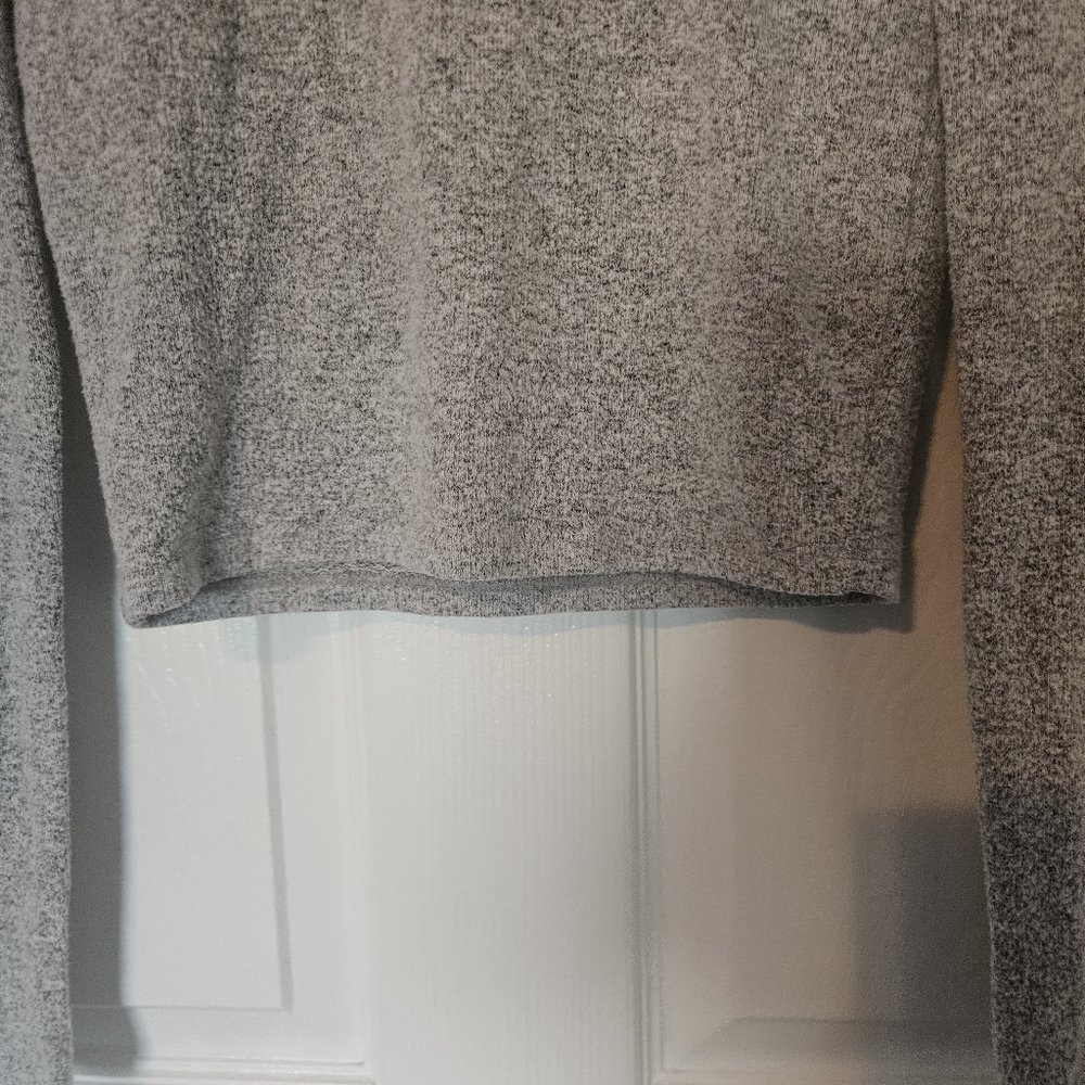 Zara Gray Heathered Crop Top Sweater - Picture 2 of 8